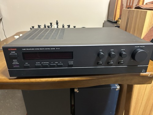 Luxman 117 preamp - preamp/tuner, &